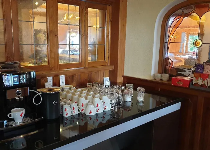 Hotel Edelweiß Garni - Berwang