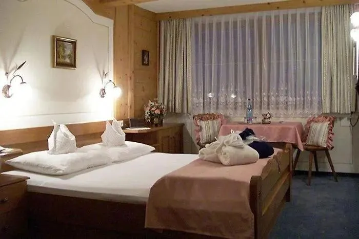 Edelweiß Garni - Berwang