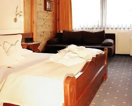 מלון Edelweiß Garni - ברוואנג