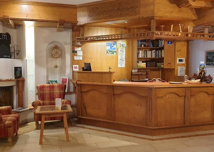 Hotel Edelweiß Garni - Berwang