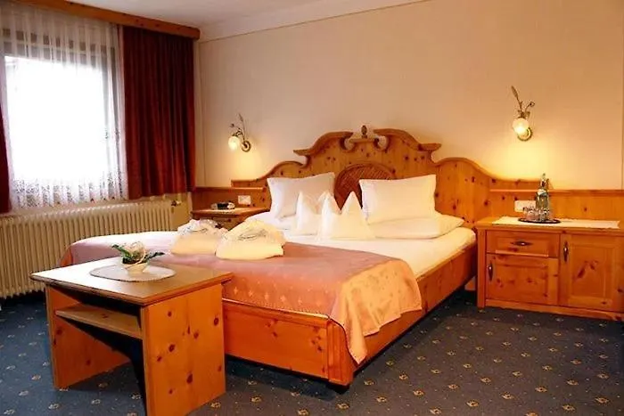 Edelweiß Garni - 4*